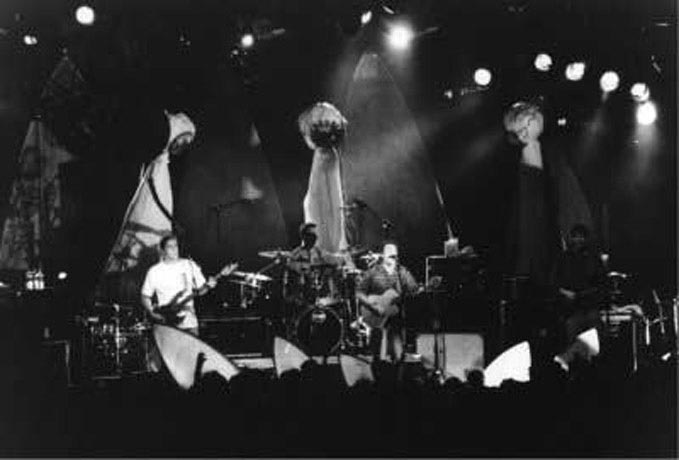 eyeswstrangefolk
